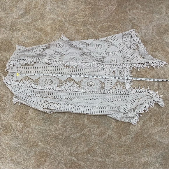 Poof! White Lace Boho Vest M - Picture 6 of 7